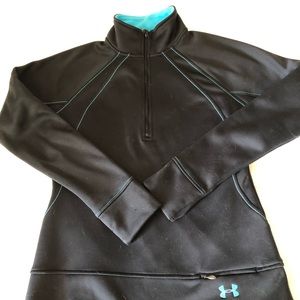 Under Armour 1/2 zip fleece. Medium